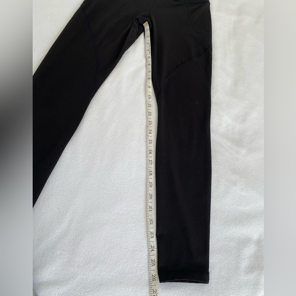 Patagonia Centered tights in Black - Picture 9 of 14
